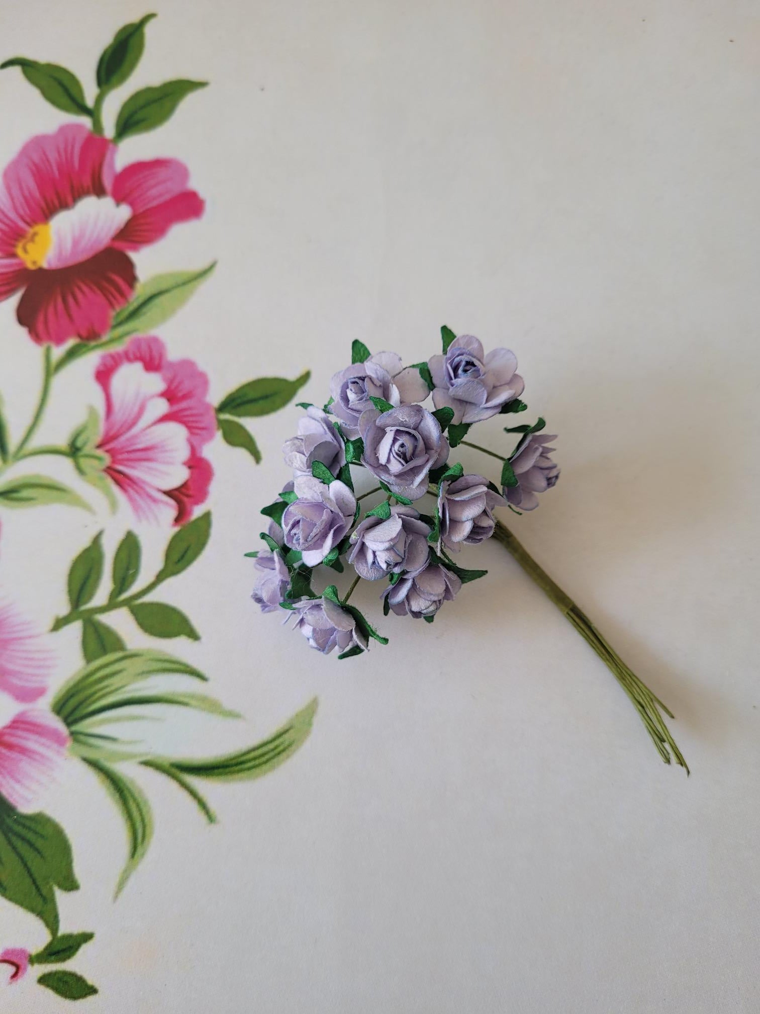 Lavender - Mulberry Paper Tea Roses, 15mm Flowers