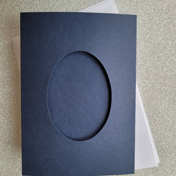 Card blanks and envelopes, A6 oval aperture, pack of 5